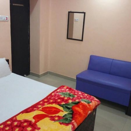 Hotel Atithi Galaxy Kanpur Luaran gambar