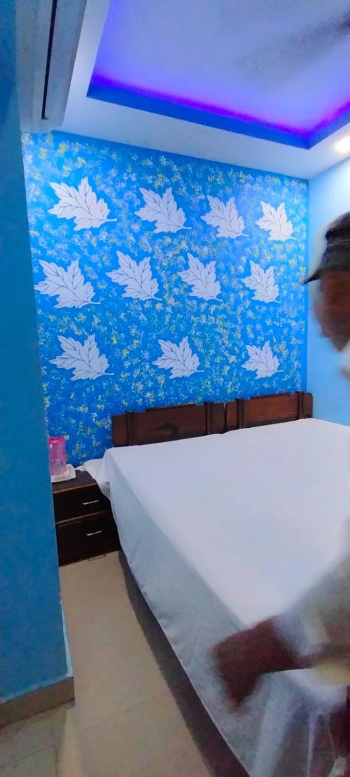 Hotel Atithi Galaxy Kanpur Luaran gambar