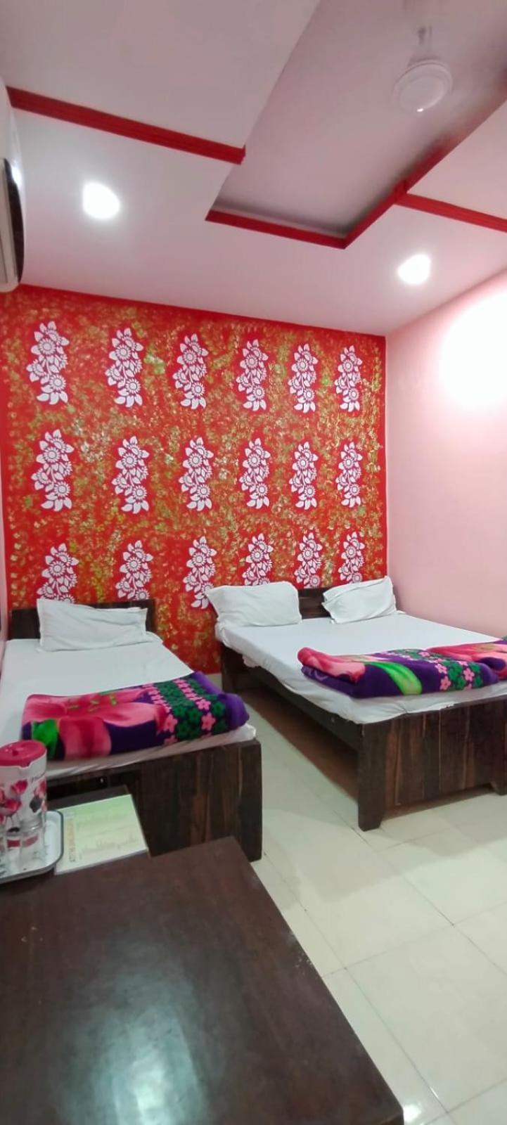 Hotel Atithi Galaxy Kanpur Luaran gambar