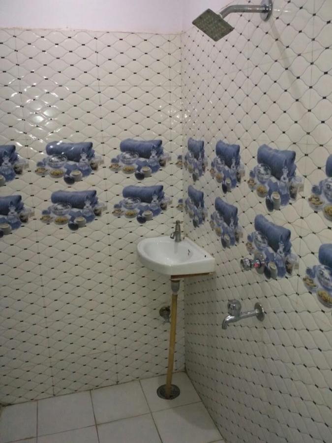 Hotel Atithi Galaxy Kanpur Luaran gambar