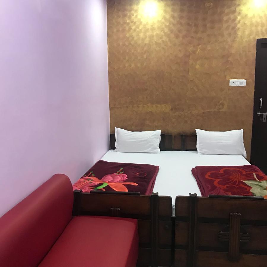 Hotel Atithi Galaxy Kanpur Luaran gambar