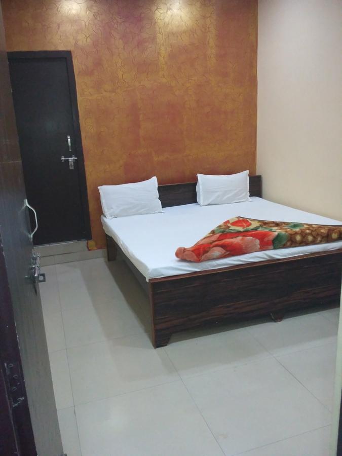 Hotel Atithi Galaxy Kanpur Luaran gambar
