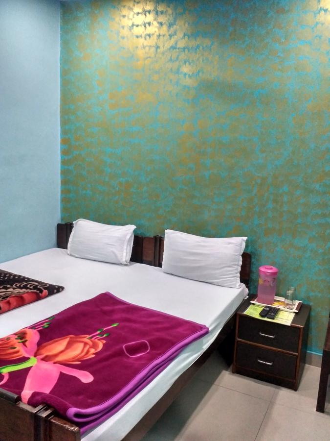 Hotel Atithi Galaxy Kanpur Luaran gambar